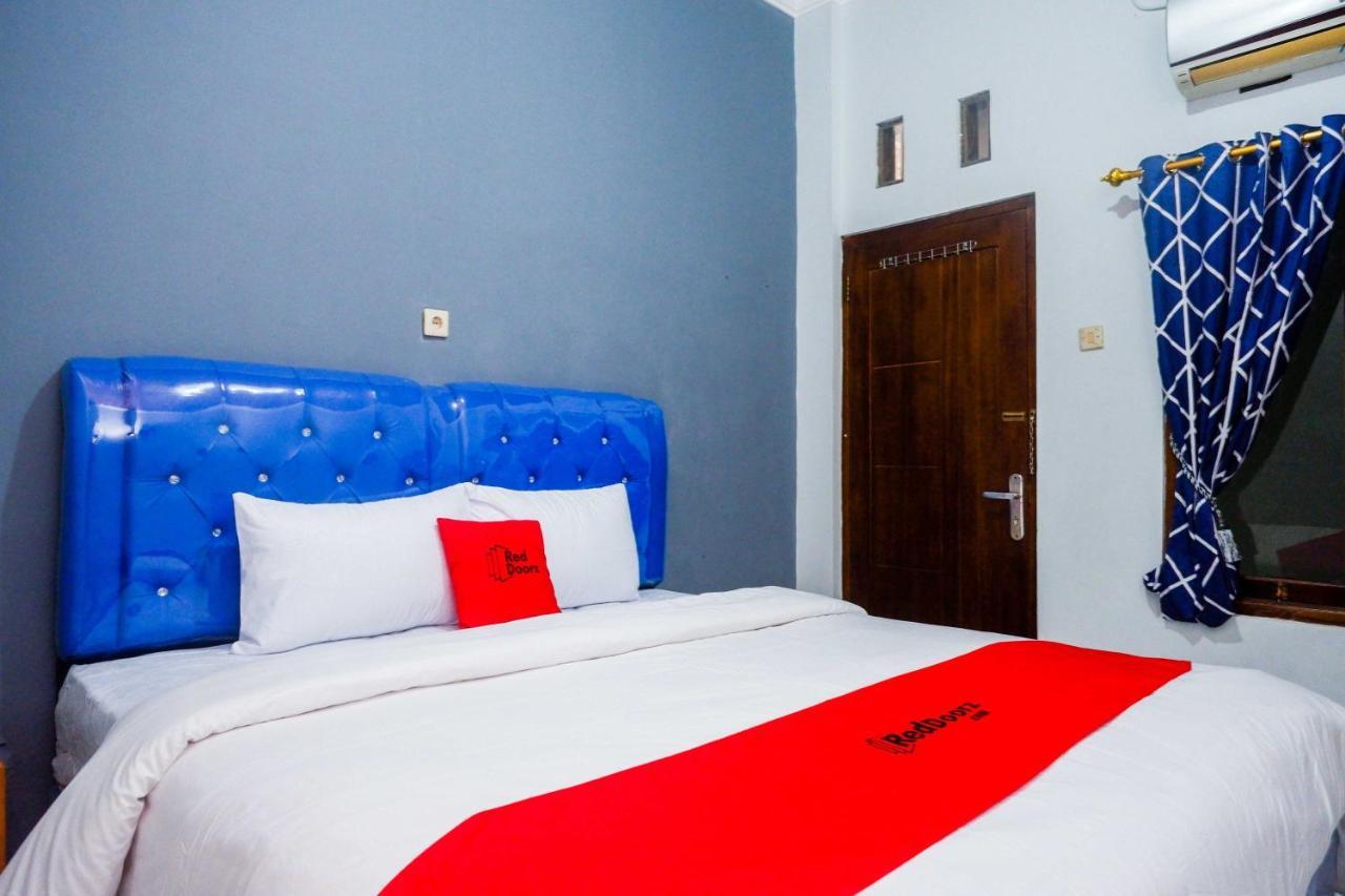 מלון Reddoorz At Pakuncen Malioboro יוגיאקרטה מראה חיצוני תמונה